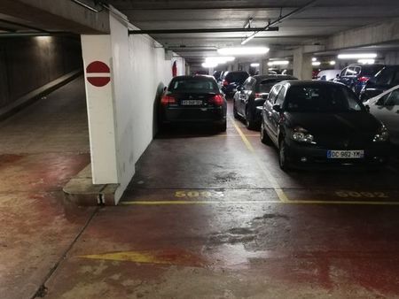 place de parking paris 13