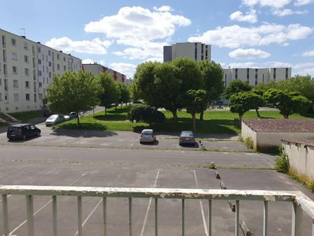 appartement à rénover avec garage et cave