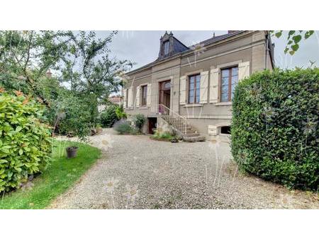 maison bourgeoise à vendre genlis 4 chambres sur terrain de 849 m²