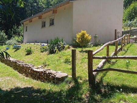 maison sur la montagne noire (aude)