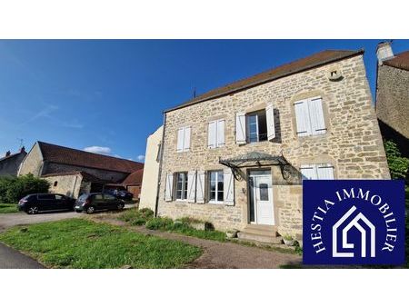 propriété 8 pièces 240 m²