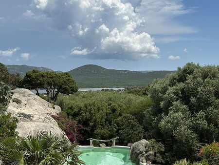 propriete corse du sud bord de mer avec piscine