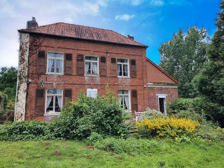 maison individuelle 2 chambres possibilité 4 sur 1400m² de terrain