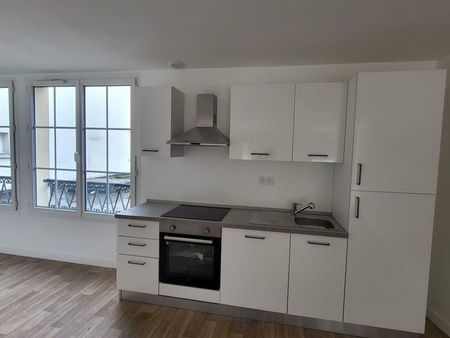 appartement f4 avec terrasse et 2 places de parking