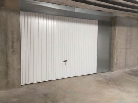 grand garage double 54m2