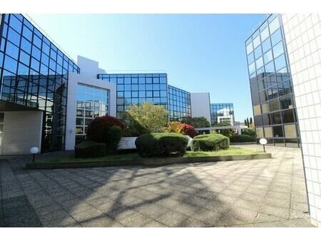 bureaux 391 m²