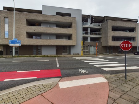 appartement te huur in maaseik met 2 slaapkamers