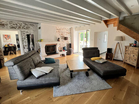 vente maison à pont-saint-martin (44860) : à vendre / 145m² pont-saint-martin