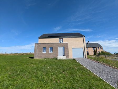 maison à vendre dans le joli village de baillonville