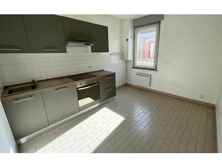 location appartement  42.87 m² t-2 à feurs  430 €