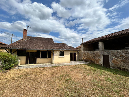 maison de campagne avec grange et verger près de nontron