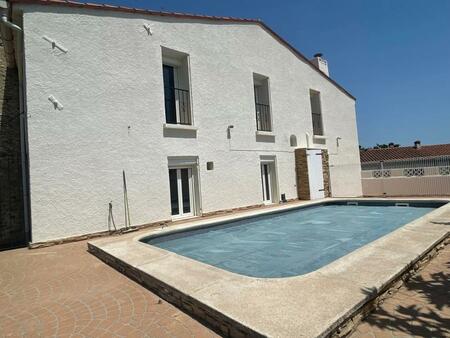 maison de ville saint-jean-lasseille avec garage  piscine et jardin