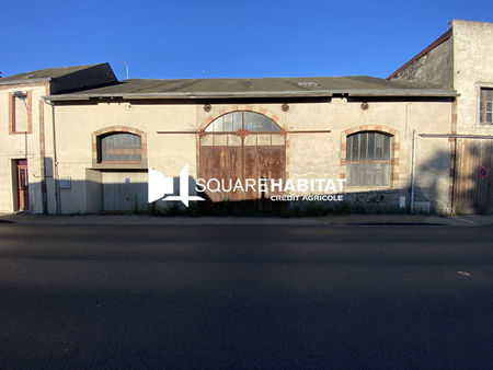 entrepôt / local industriel bressuire 170 m2