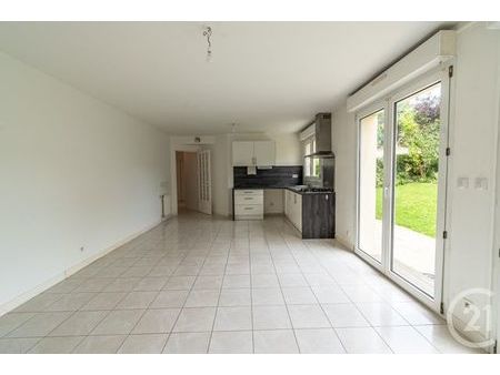 appartement t3 à vendre - 3 pièces - 63 08 m2 - laval - 53 - pays-de-loire