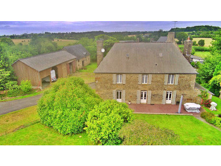 propriete à vendre avec manoir 5 pièces et longère à rénover sur 15000 m2 (1ha50) proche d