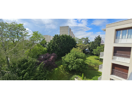 appartement avec vue agréable proximité centre nevers avec