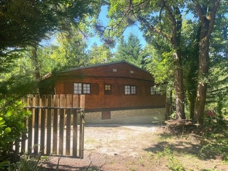 chalet à darvault en foret tout proche de nemours 77140 à 2 km