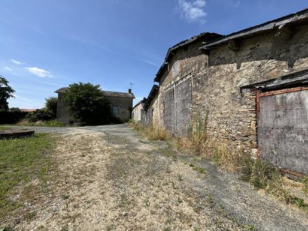 vente maison à la roche-sur-yon (85000) : à vendre / 400m² la roche-sur-yon