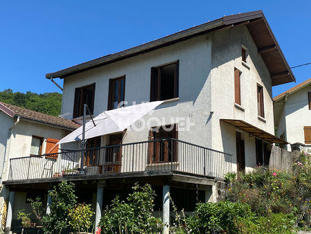 vente d'une maison de 6 pièces (144 m²) à albertville