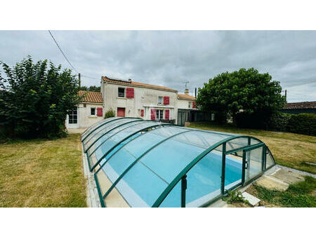 vente maison piscine à saint-martin-des-noyers (85140) : à vendre piscine / 164m² saint-ma