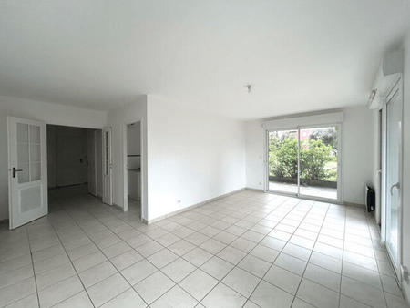 location appartement 3 pièces à carquefou (44470) : à louer 3 pièces / 65m² carquefou