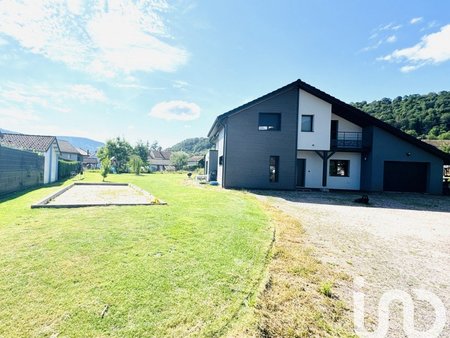 vente maison 8 pièces de 194 m² à saulxures