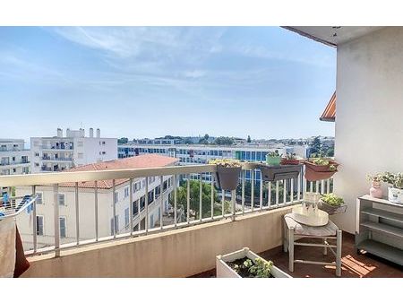 appartement juan-les-pins - antibes 30.16 m² t-1 à vendre  81 750 €