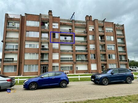 centraal gelegen appartement met 2 slaapkamers te sint-truiden