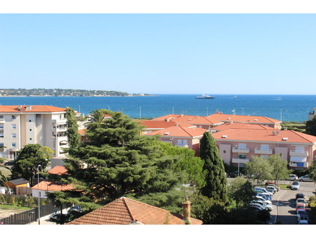 studio vue mer antibes-les-pins