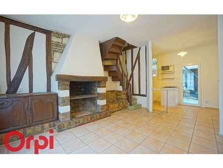 location maison  m² t-3 à bernay  550 €