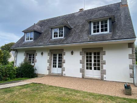 vente maison à dinard (35800) : à vendre / 170m² dinard