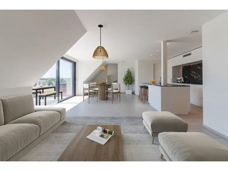 duplex passief appartement met terras en garage te strijpen