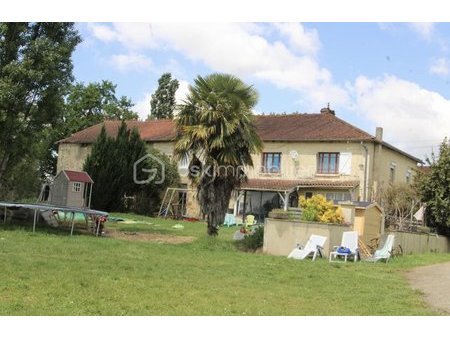 maison de 270 m² à vic-fezensac