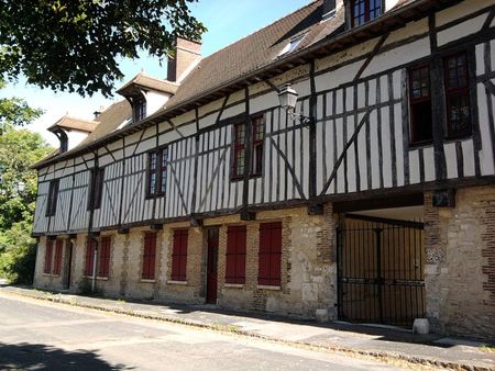 t1 meublé dans bouchon avec parking