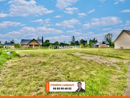 terrain 1 050 m² auquainville