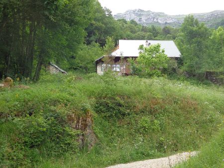 deux maisons mitoyennes thoiry avec terrain