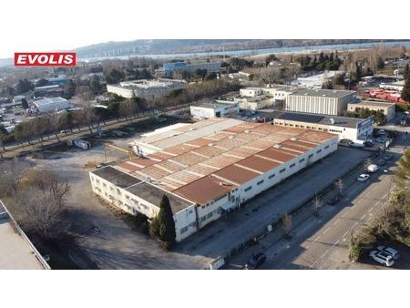 local industriel 1 510 m²