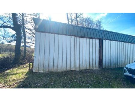 a louer box de stockage/ garage à ussac