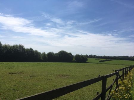 maison avec possibilités dans le secteur équin