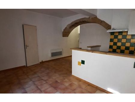 location appartement  30.81 m² t-1 à carpentras  420 €