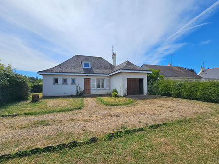 maison traditionnelle à rénover avec jardin les rosiers sur loire