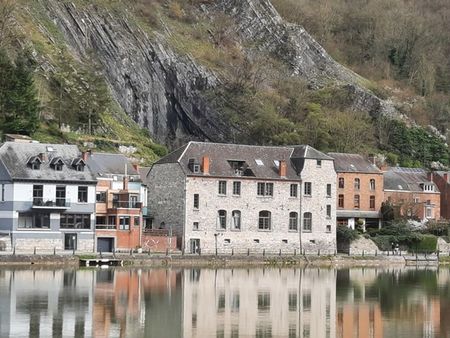 ancienne école bord de meuse