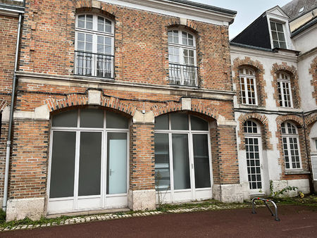 orleans  bureaux avec garages