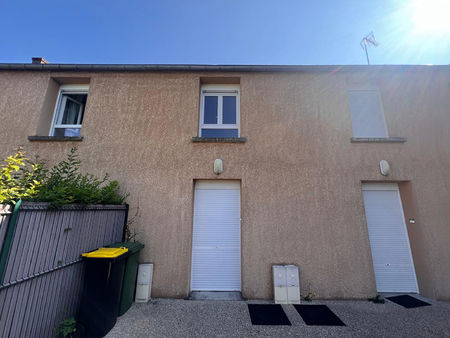 longnes : appartement t2 (27 m²) en location