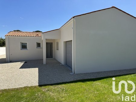 vente pavillon 5 pièces de 99 m² à meschers