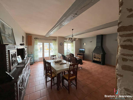 vente maison à bernay-neuvy-en-champagne (72240) : à vendre / 145m² bernay-neuvy-en-champa