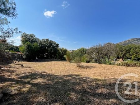 vente terrain à batir 2092 m²