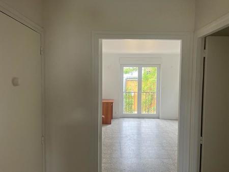 appartement corte 3 pièces de 59 m² du bâtiment g de la rés. porette