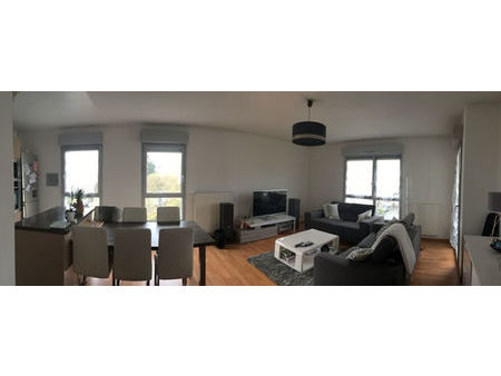 appartement récent avec terrasse - la riche - la riche