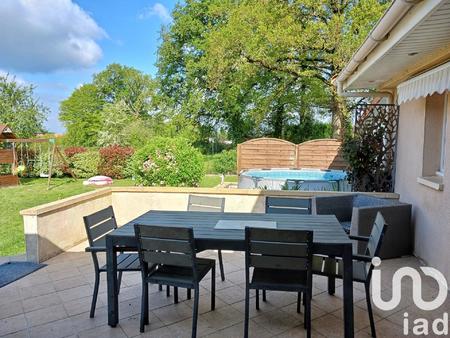 vente maison à roumazières-loubert (16270) : à vendre / 179m² roumazières-loubert